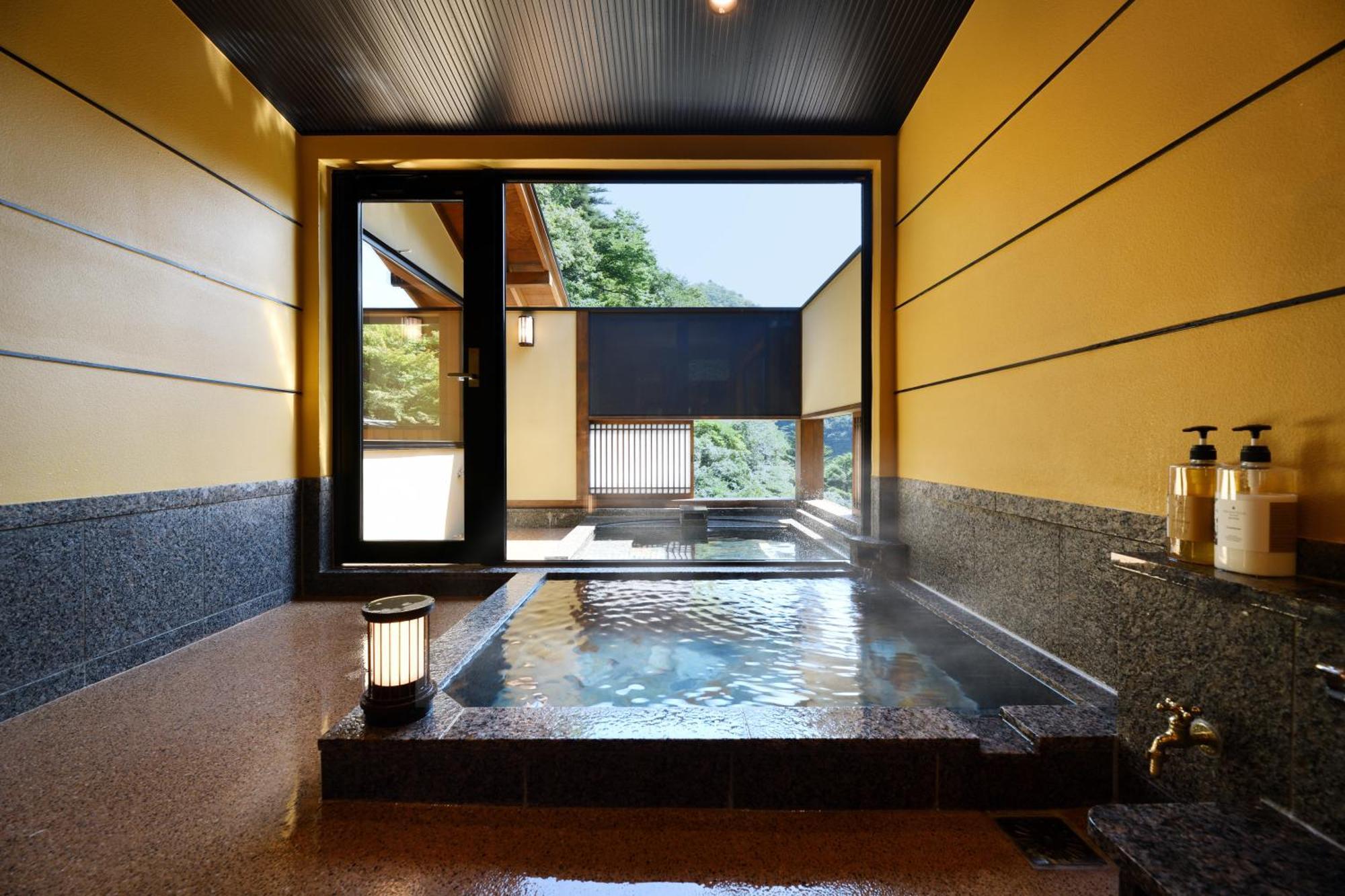 ホテル 鹿覗キセキノ湯　つるや 中之条町 エクステリア 写真